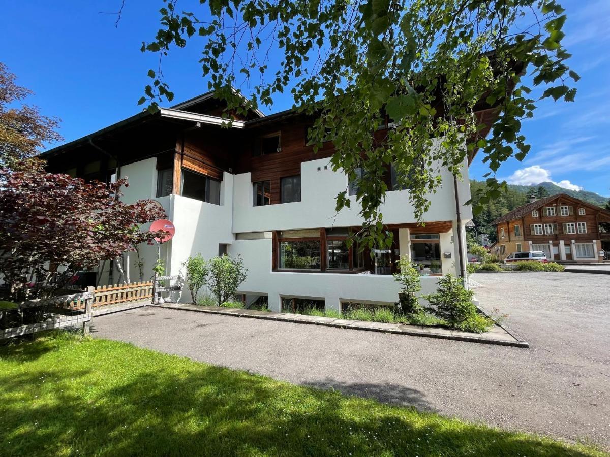 Hotel Restaurant Urweider Innertkirchen Buitenkant foto