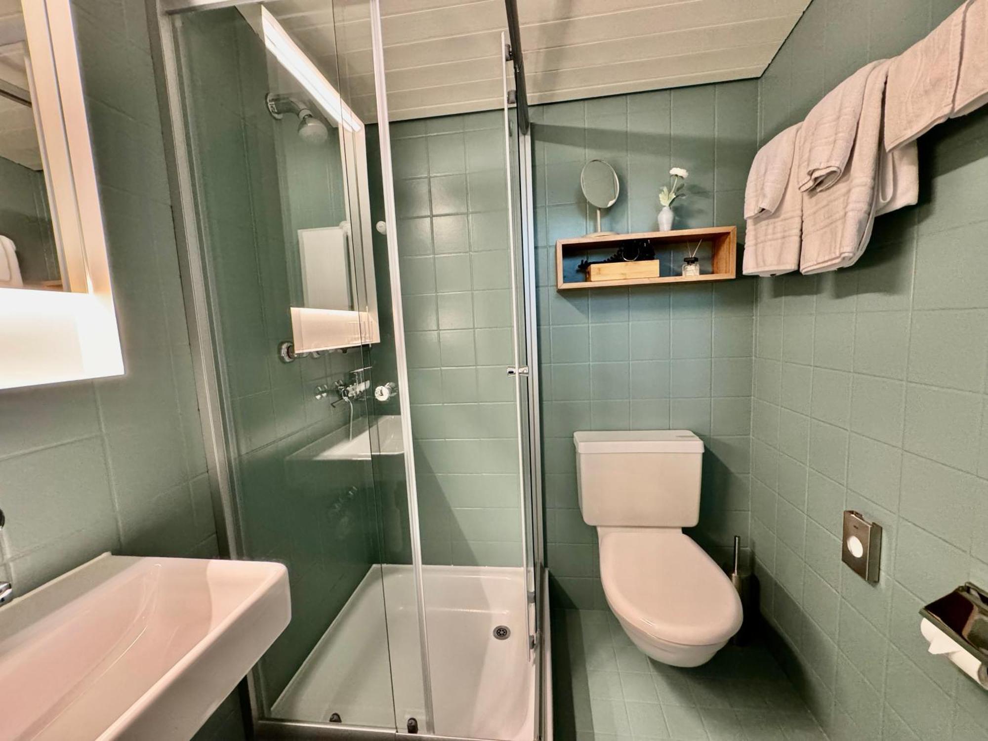 Hotel Restaurant Urweider Innertkirchen Kamer foto